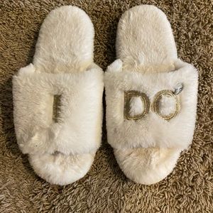 Cream “I Do” wedding slippers